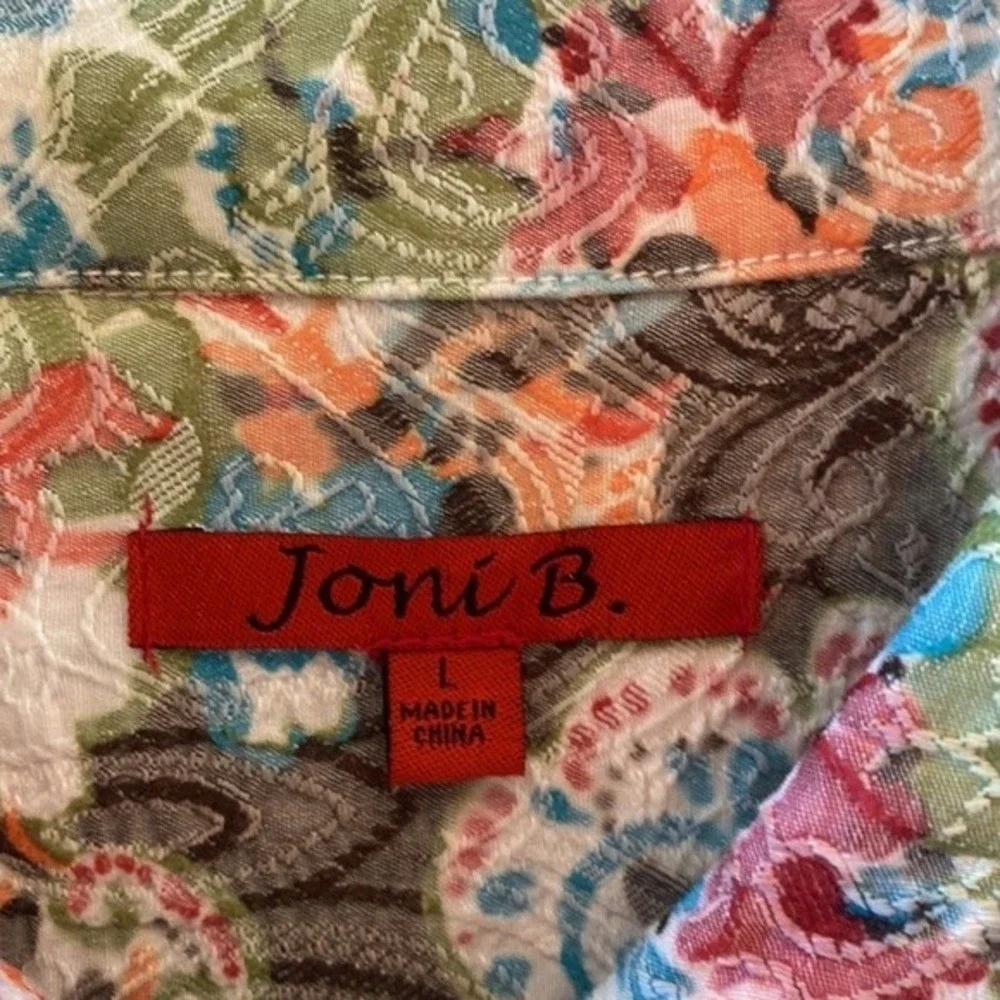 Joni B Floral Detailed Jacket | Size Large, Like New Condition! - Picture 4 of 5
